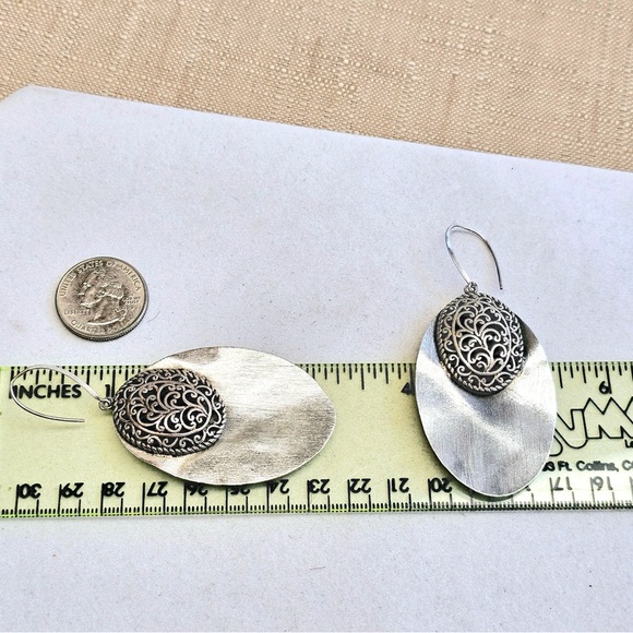 925 Sterling Oval Hammered Earrings with 925 Ornate Bali-Style Medallions - Picture 8 of 9